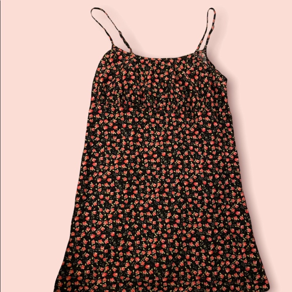 • Floral Summer Dress